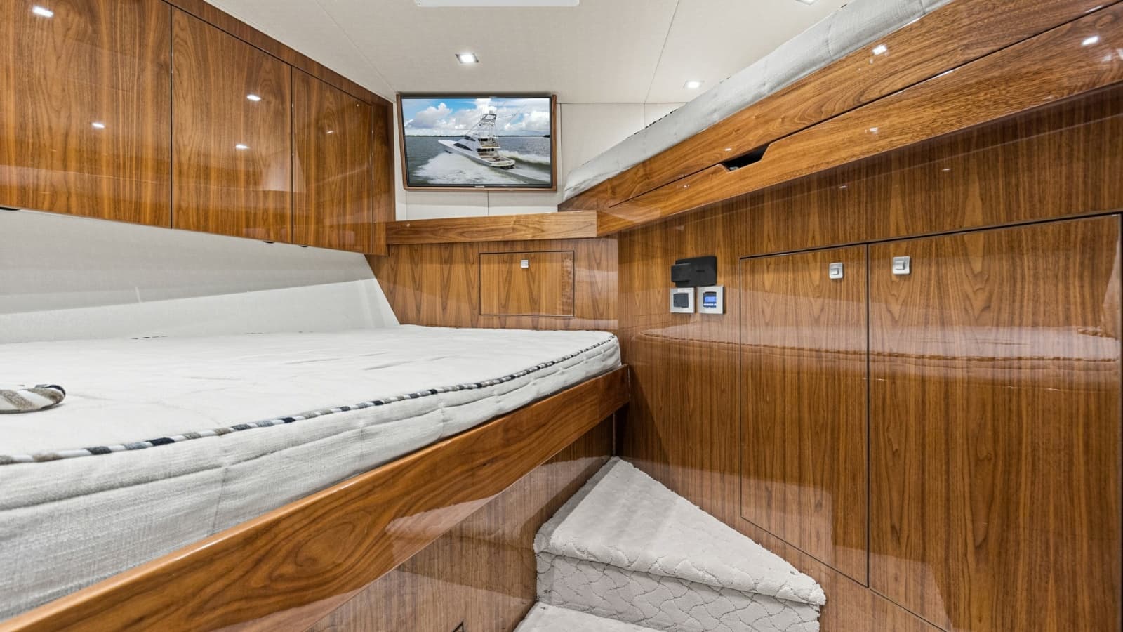 2017 72 Viking Enclosed Bridge Share-E Forward Stateroom and Head (4)