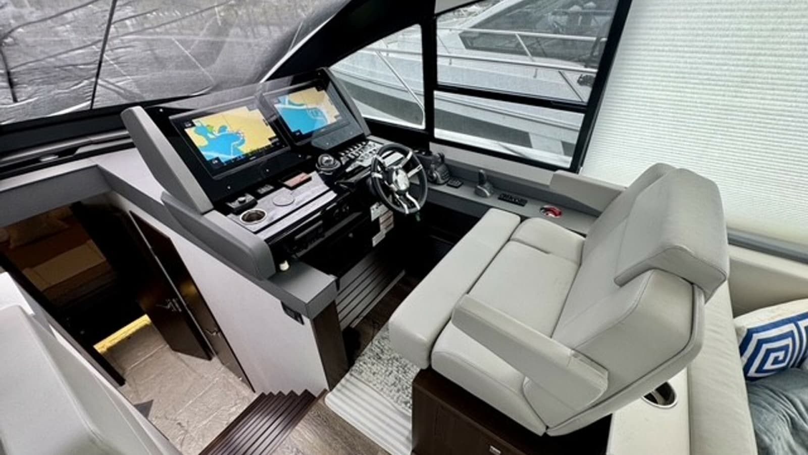 Helm Station with Dual Displays