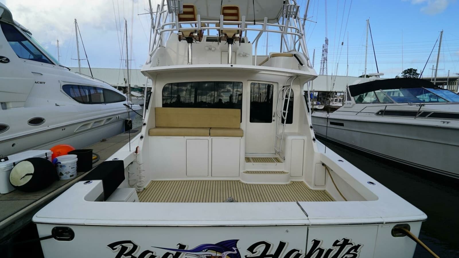 2007 Viking 45 Convertible Bad Habits
