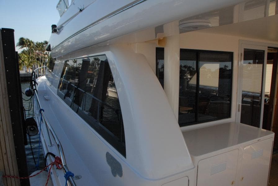 Walk-Around Deck