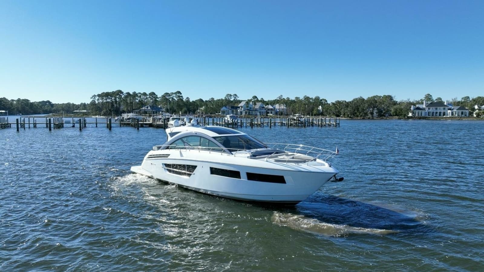 2020 Cruisers Yachts- HARPER BELL-