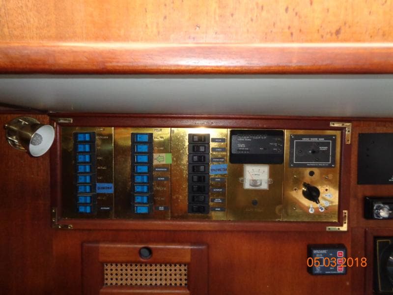 1980 Corbin 39 Aft Cockpit Cutter