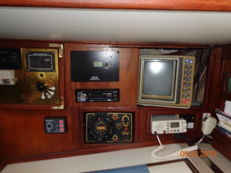 1980 Corbin 39 Aft Cockpit Cutter