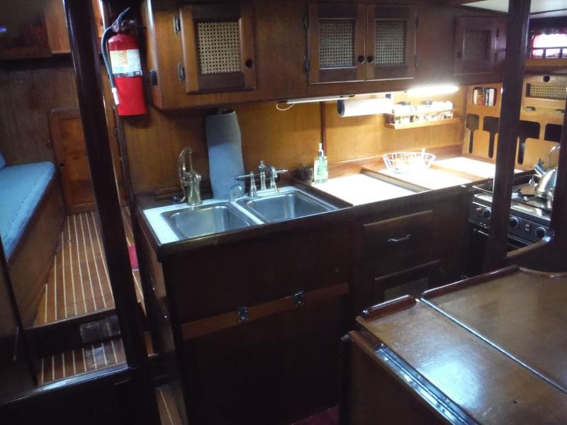 1980 Corbin 39 Aft Cockpit Cutter