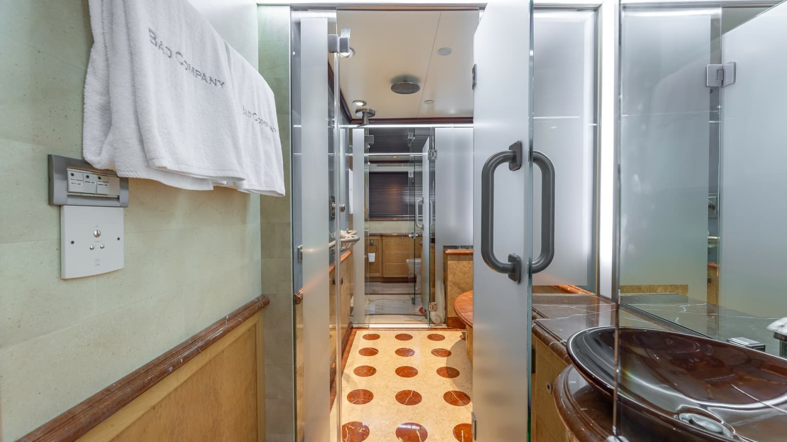 1998 Trinity Yachts Sport Fisherman- BAD COMPANY: Luxurious En-Suite Bathroom