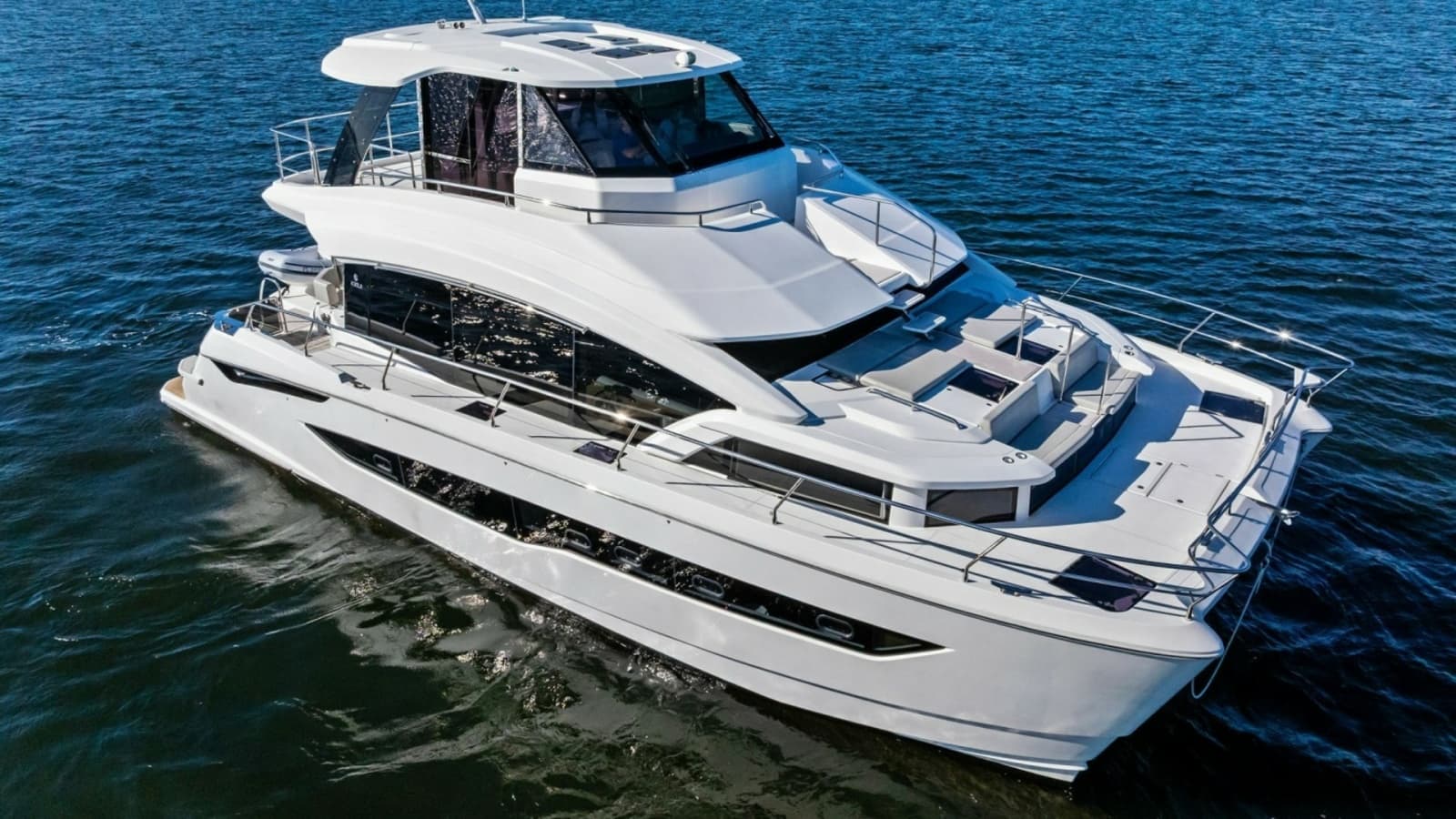 2022 54 Aquila Powercat 'Remarkable I'
