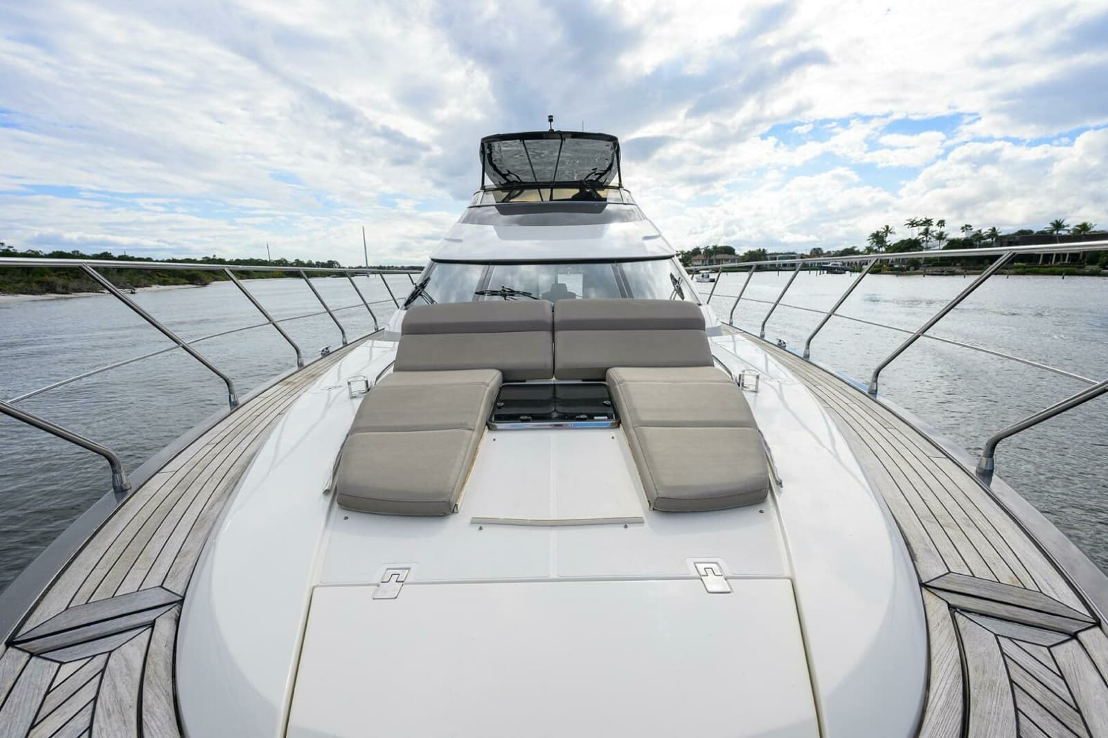 Marquis 66 ANDIAMO - Bow