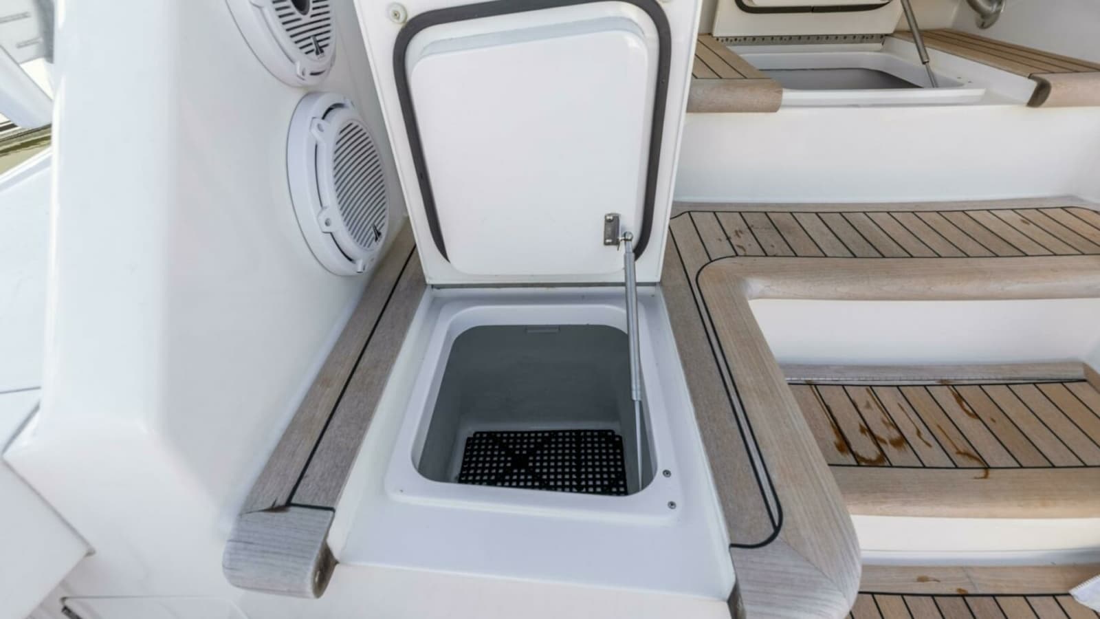 2013 Viking 76 Convertible- REEL FIRE- Cockpit Storage