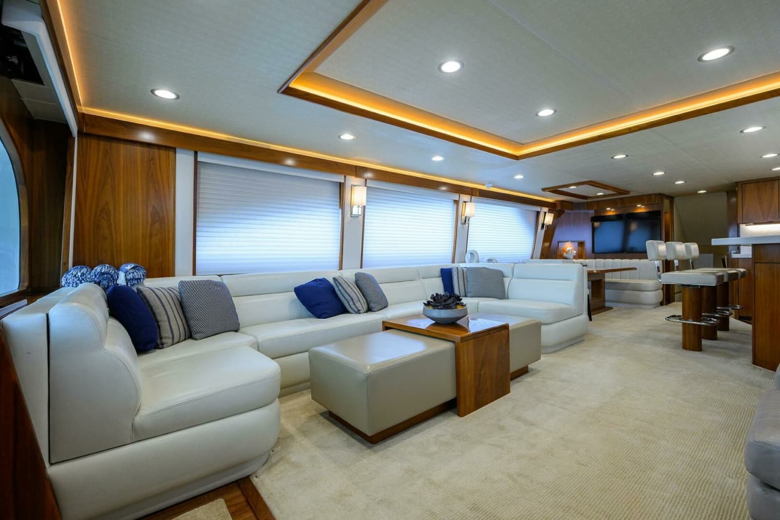 Viking  92 SPECULATOR - Salon