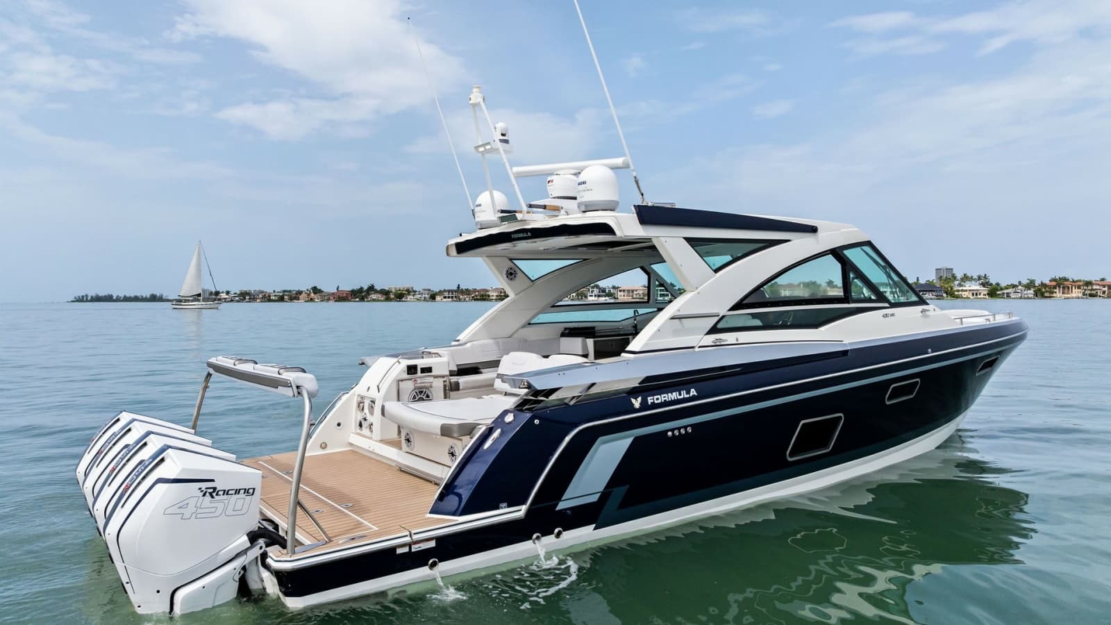 Sleek Aft Deck with Outboard Engines