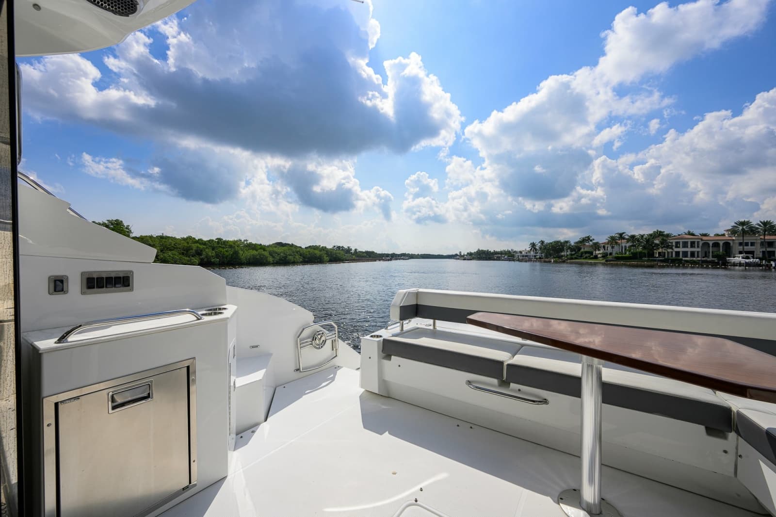 2020 Cruisers 46 Cantius