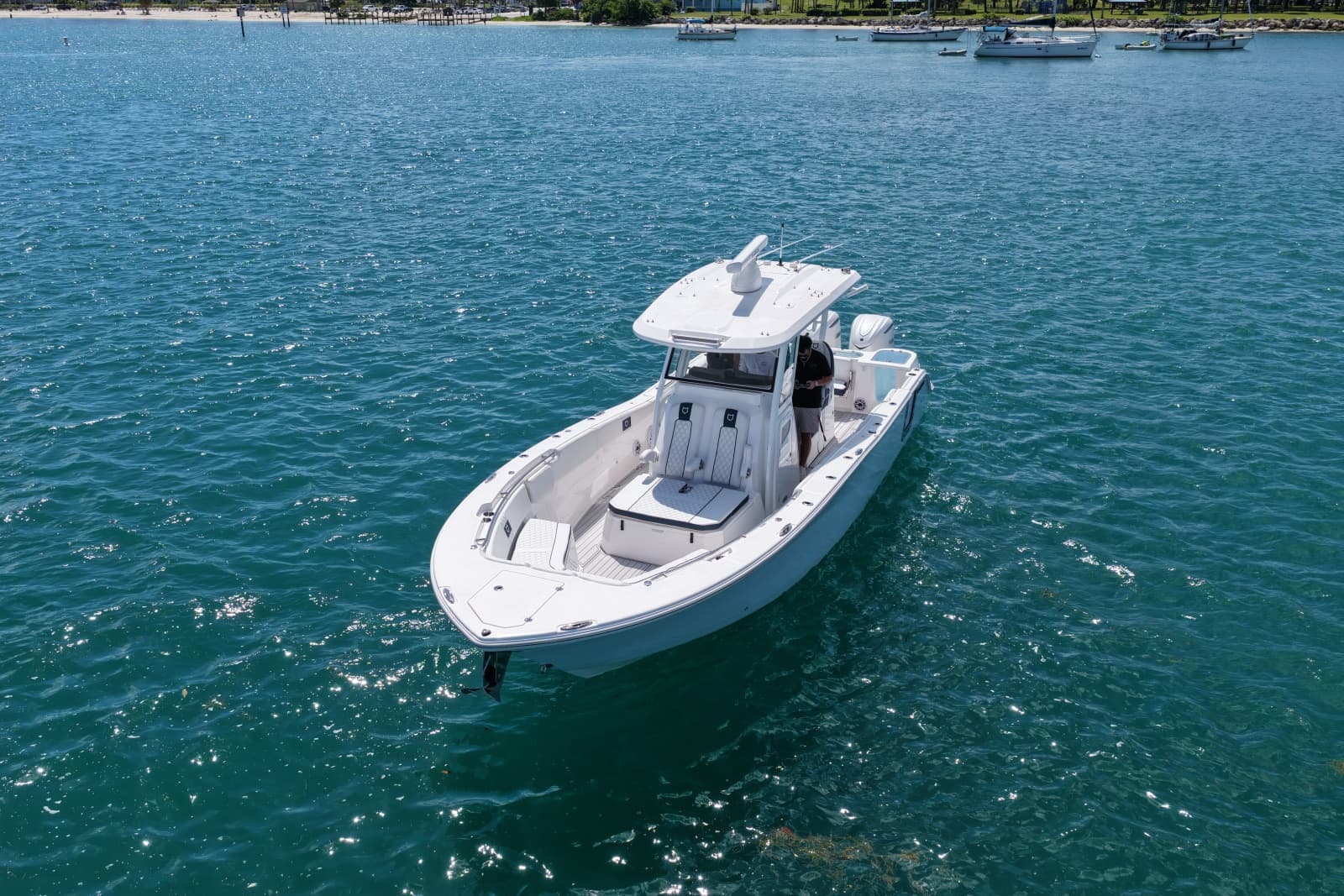 2025 Sea Fox 328 Commander