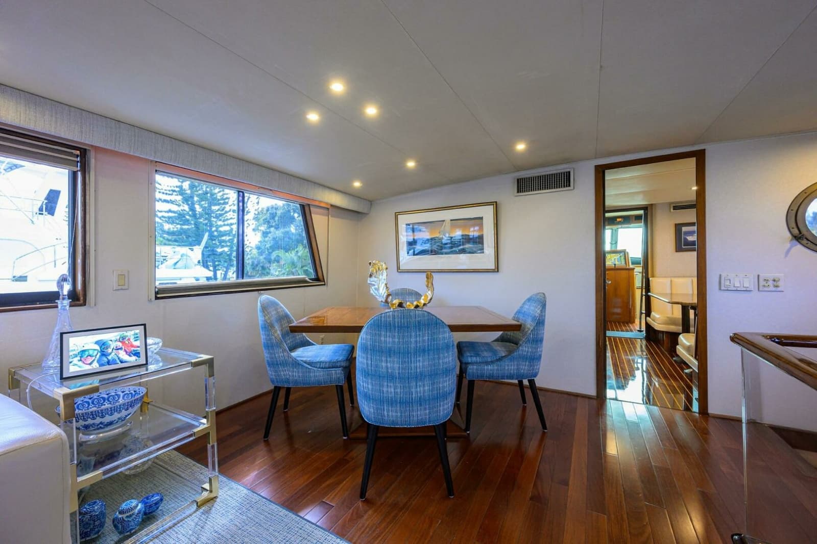 1991 Hatteras 78 Cockpit Motor Yacht