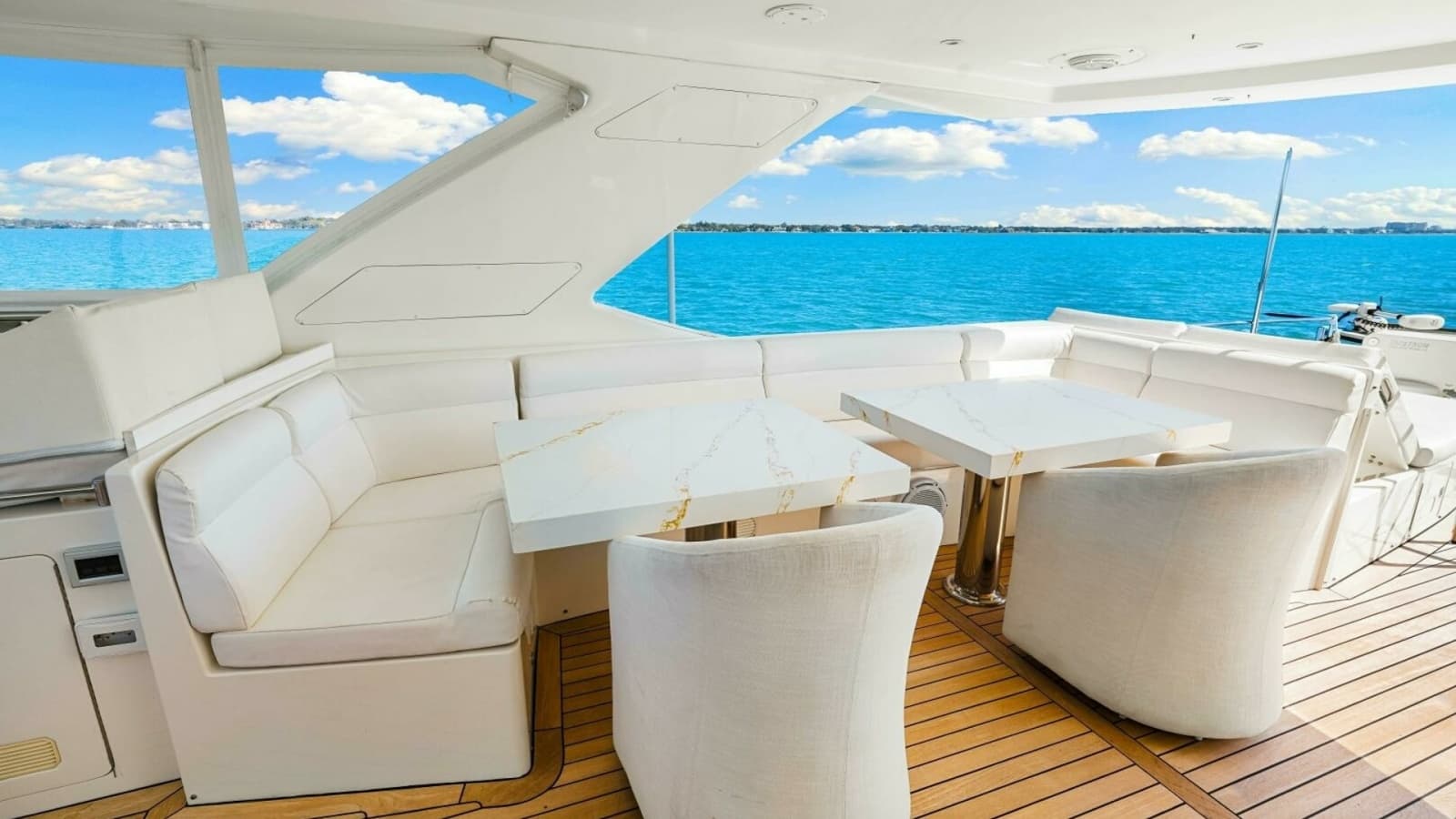 2010 83 Ocean Alexander Motor Yacht 'Relentless'