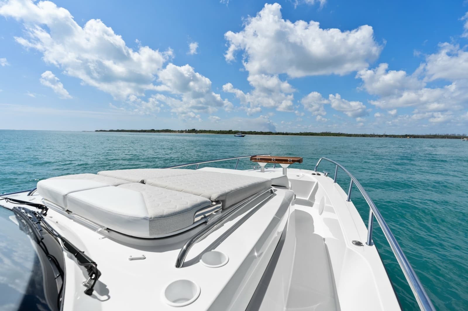 2027 Nimbus Sport Tender 42