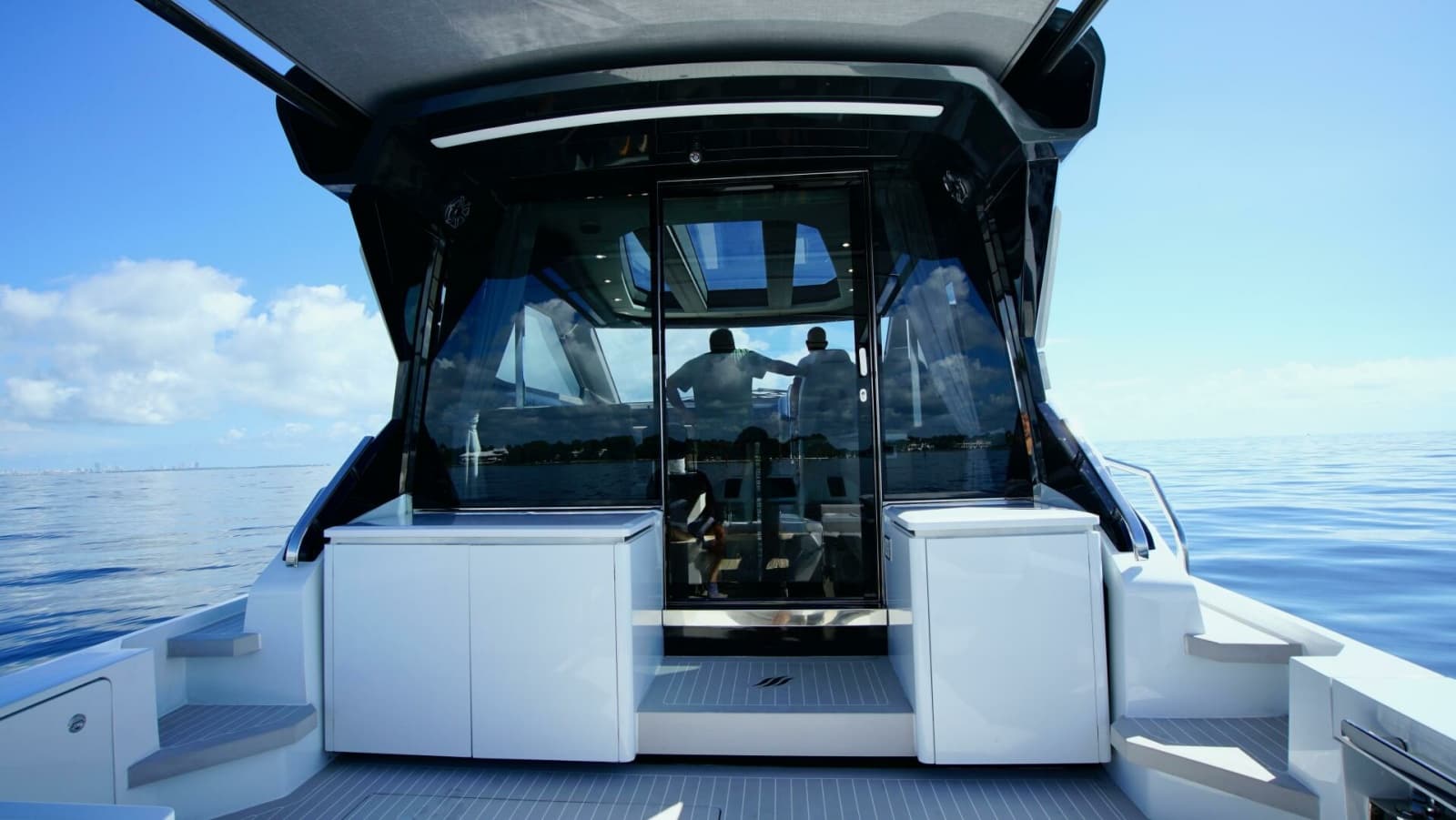 2024 Uniesse HTC5P