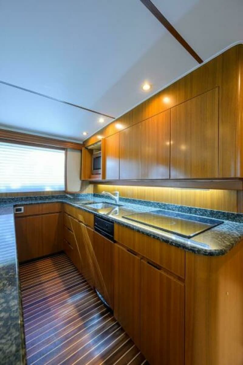 2008 Viking 60 Convertible