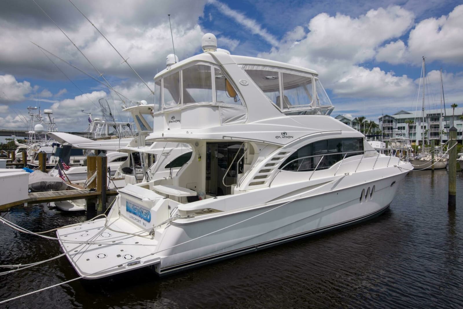 Silverton 52 - Immersed -