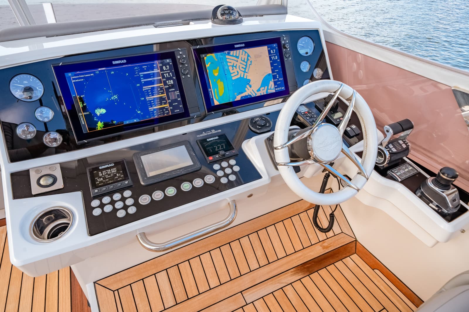 2019 Sunseeker 76 Flybridge