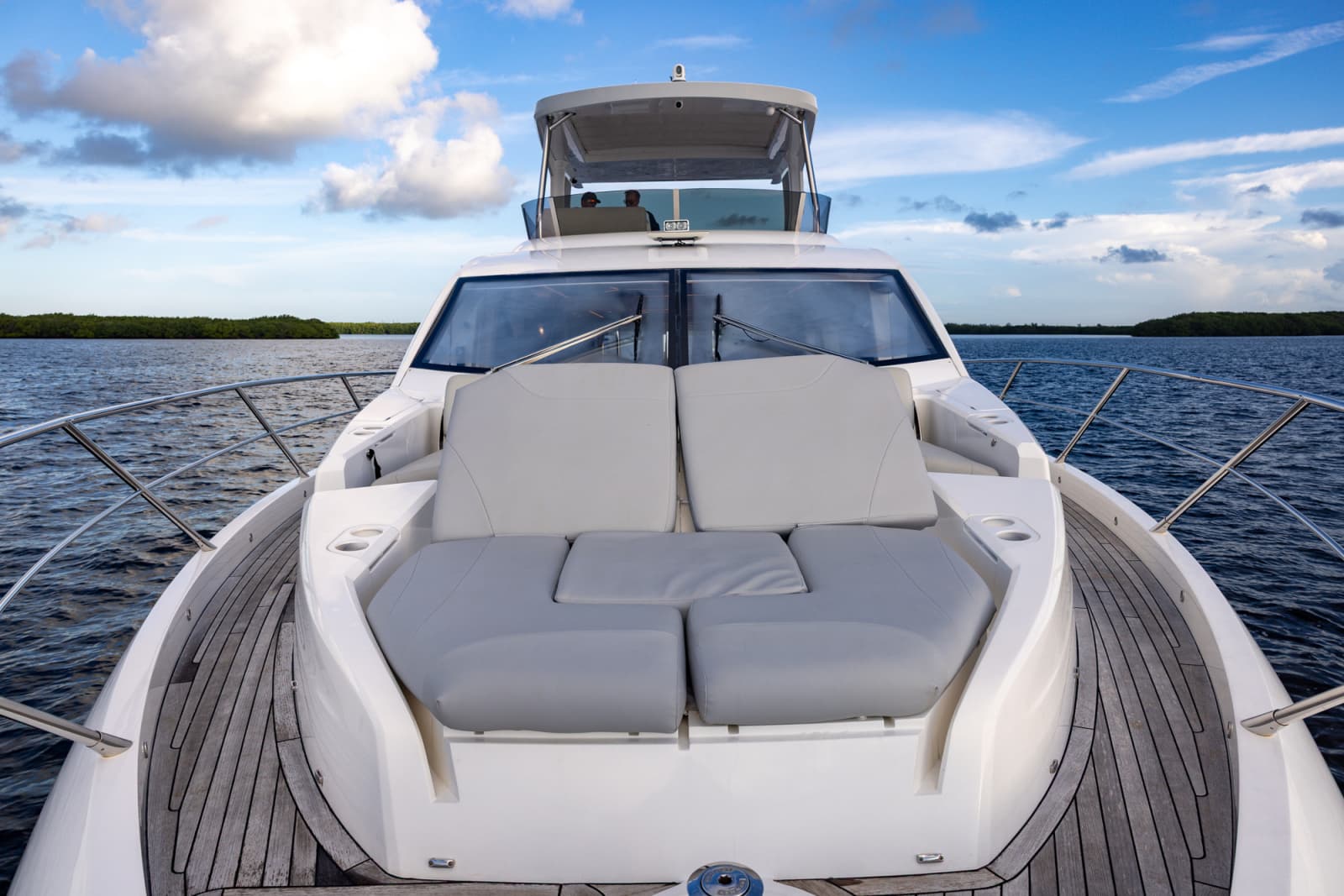 2022 Sunseeker Manhattan 68