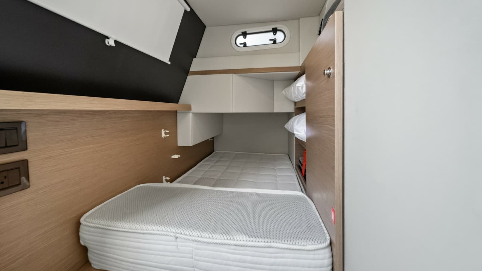 2026 Absolute Navetta 58 "ANDIAMO"