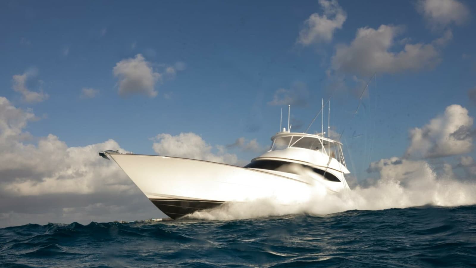 2025 82 Viking Convertible Boujie Exterior Photos (11)