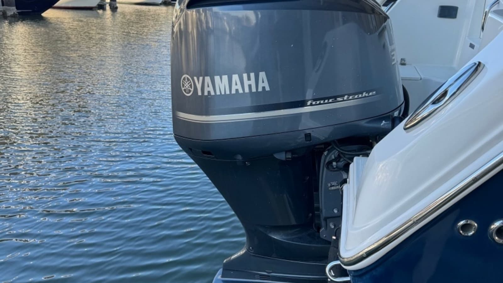 2021 Sailfish 290 CC