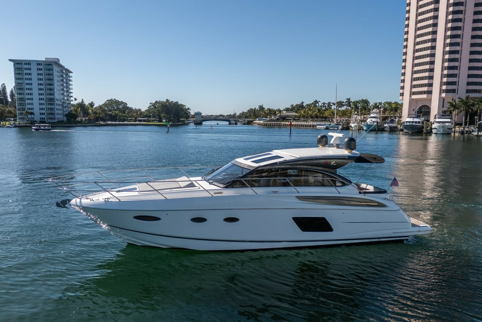 2016 Princess V48