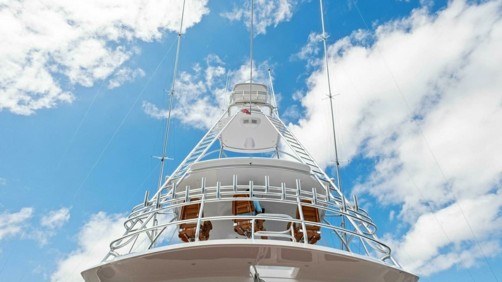 2012 82 Viking Convertible - Lady Di