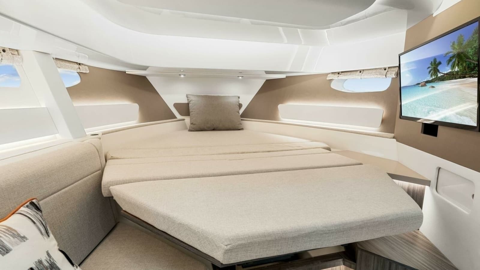 2022 Sea Ray 370 OB