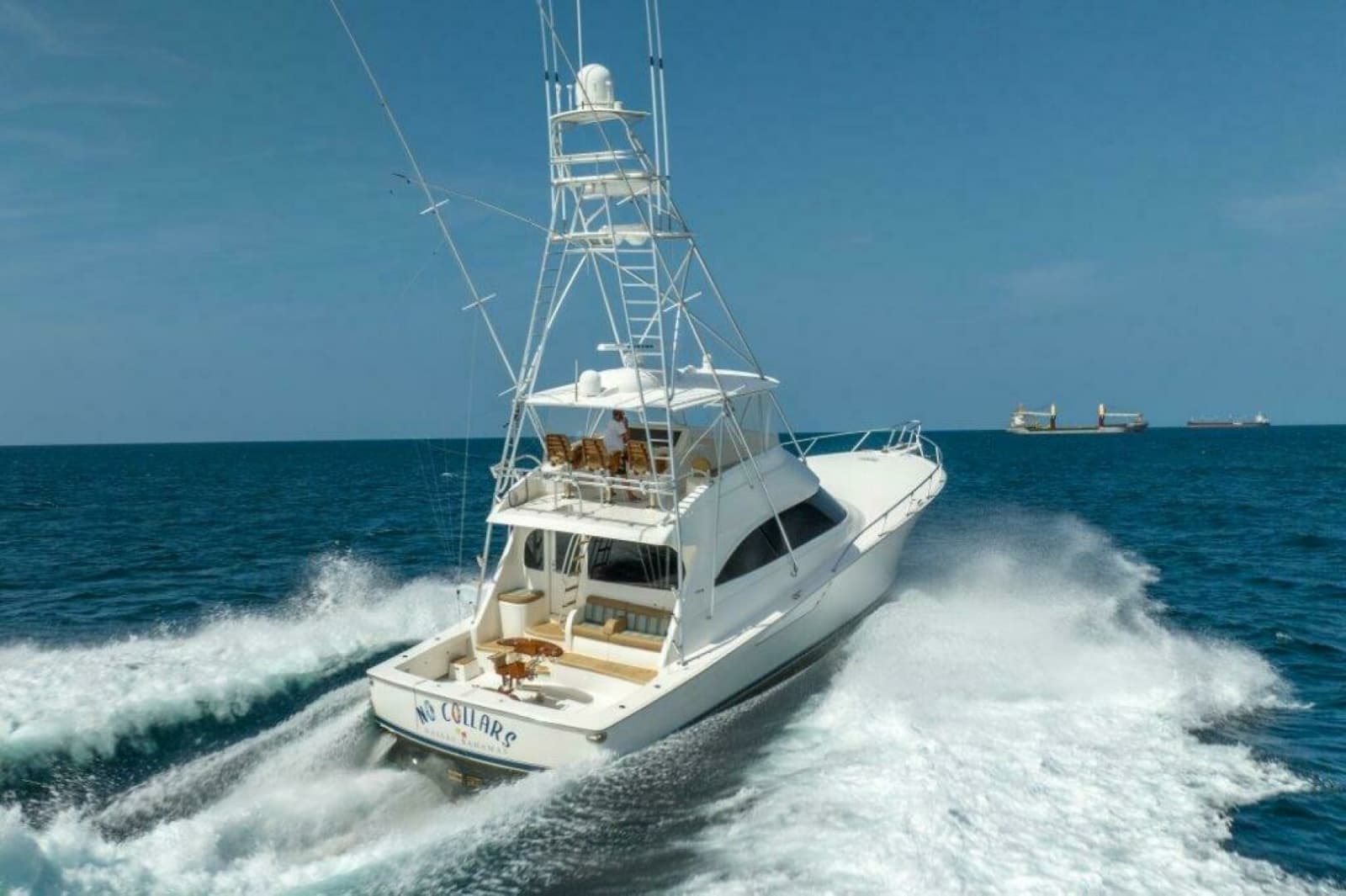 2015 Viking 66 No Collars - Profile