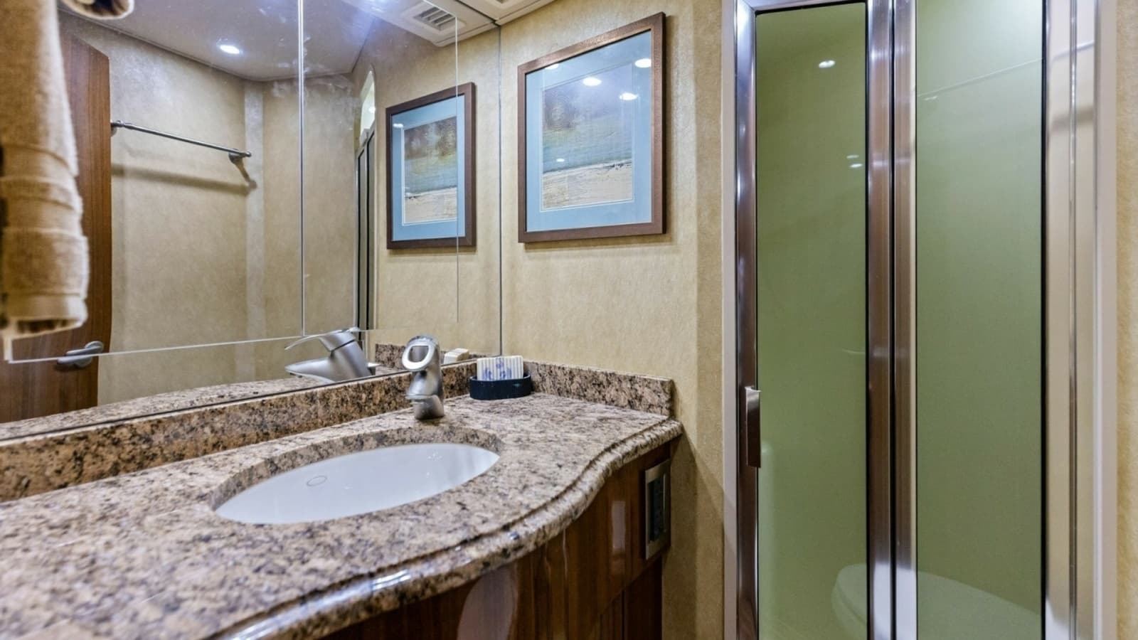 2008 Viking 68 Skybridge "Liquid Apple"