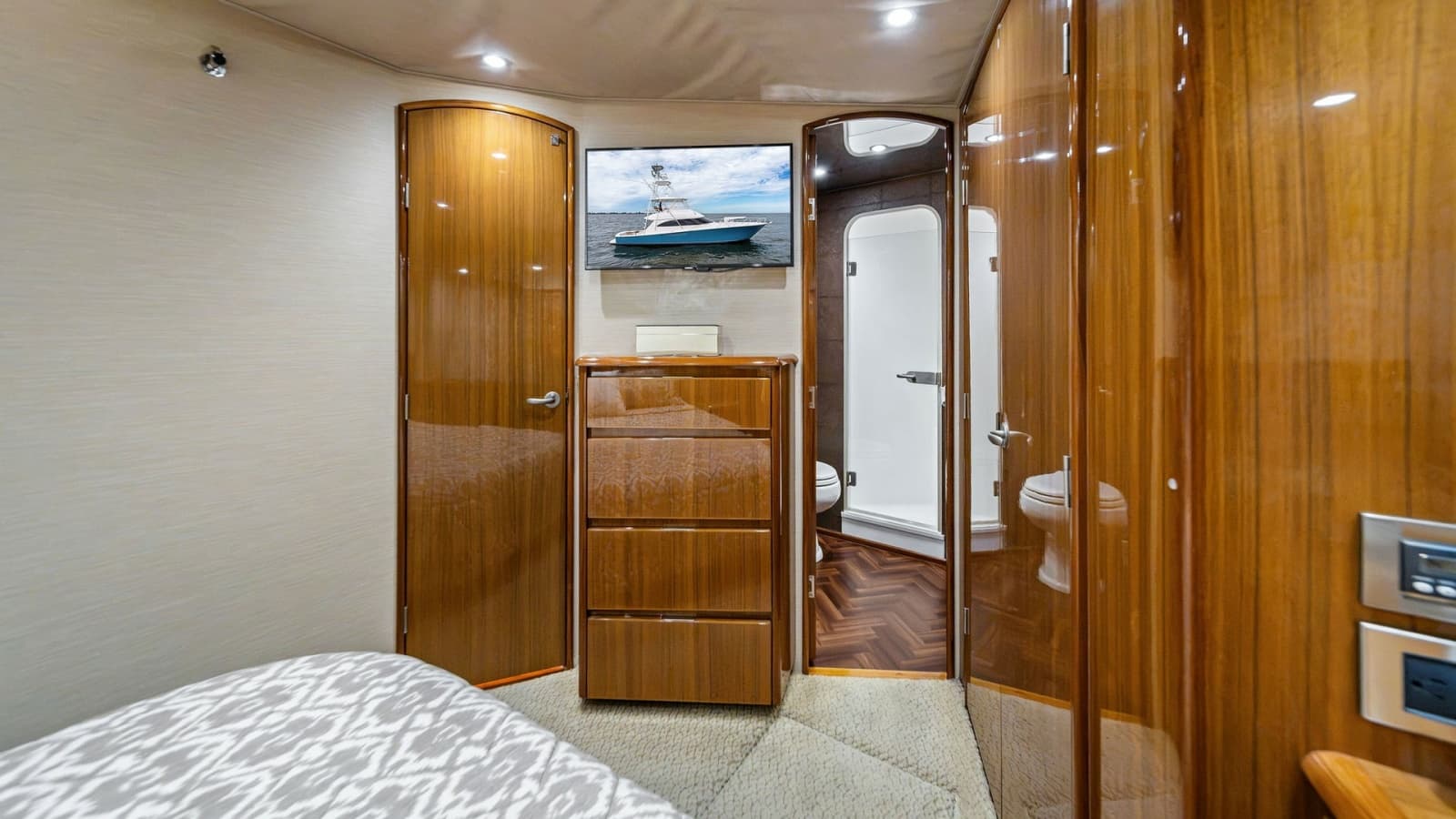 Guest Stateroom with Ensuite Access