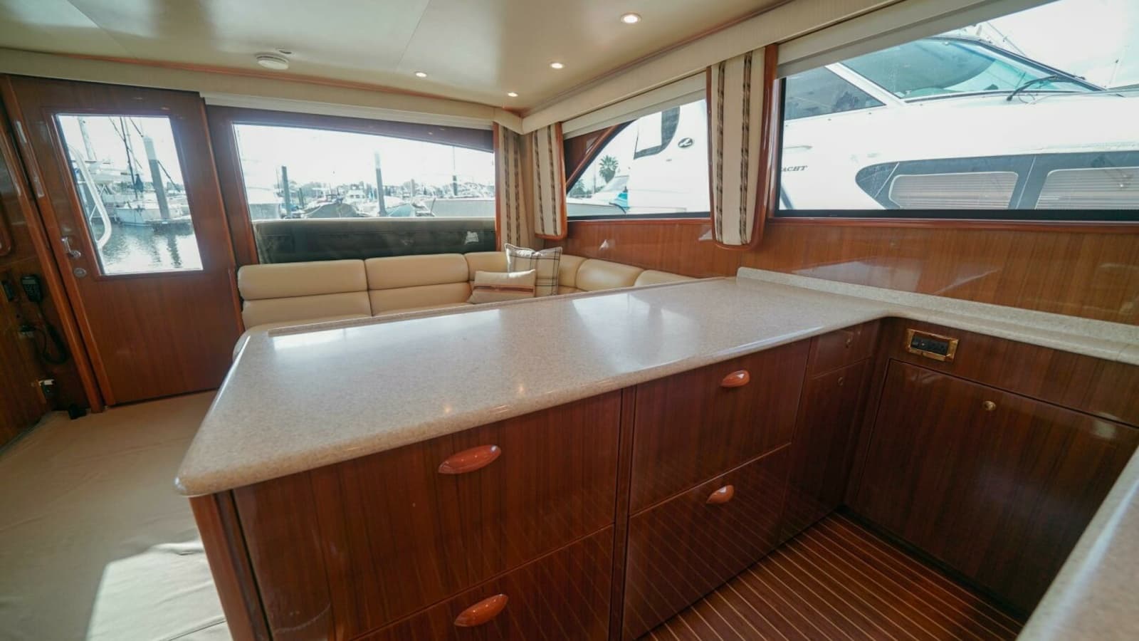 2007 Viking 45 Convertible Bad Habits