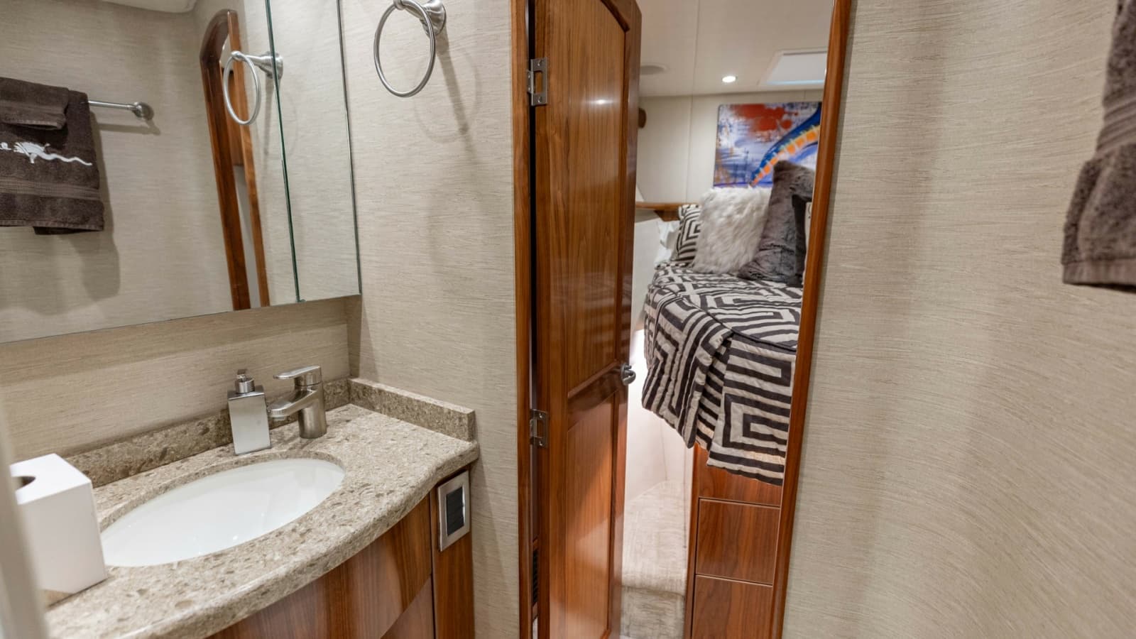 Guest Cabin and Ensuite