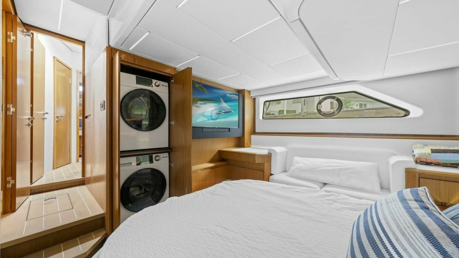 2023 Tiara Yachts EX 60