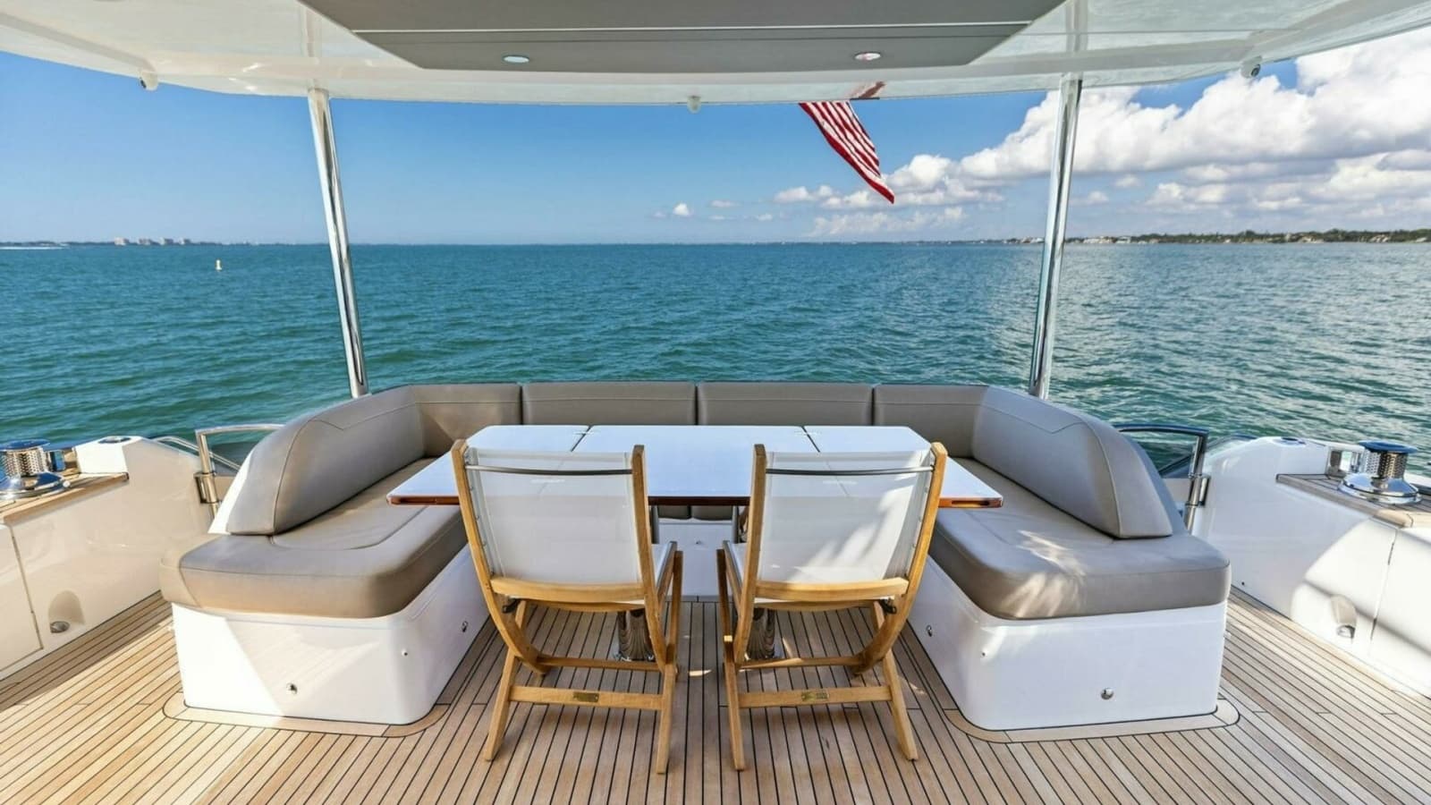 2018 Princess Y75 Motor Yacht
