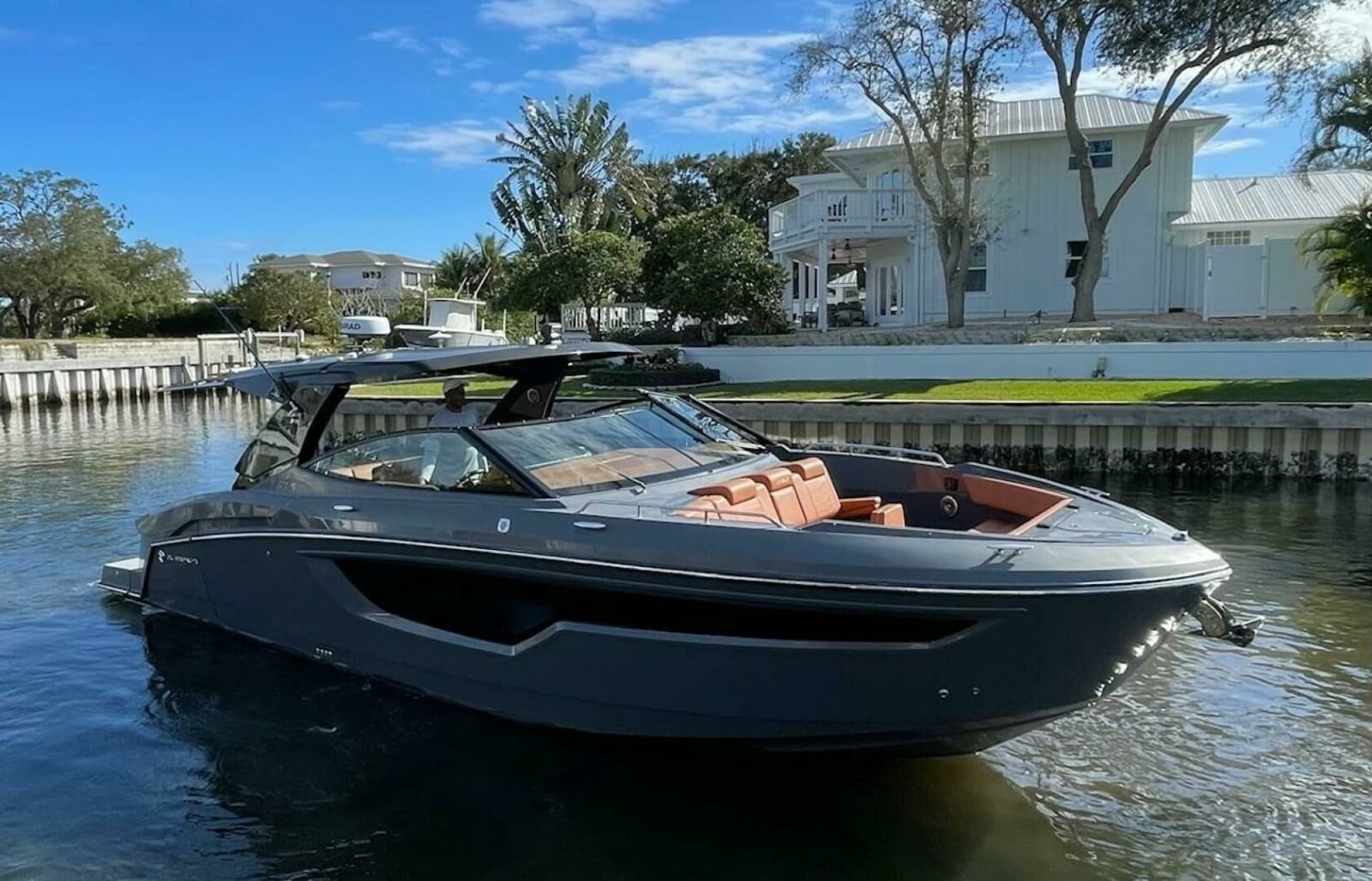 Cruisers Yachts 38 GLS -
