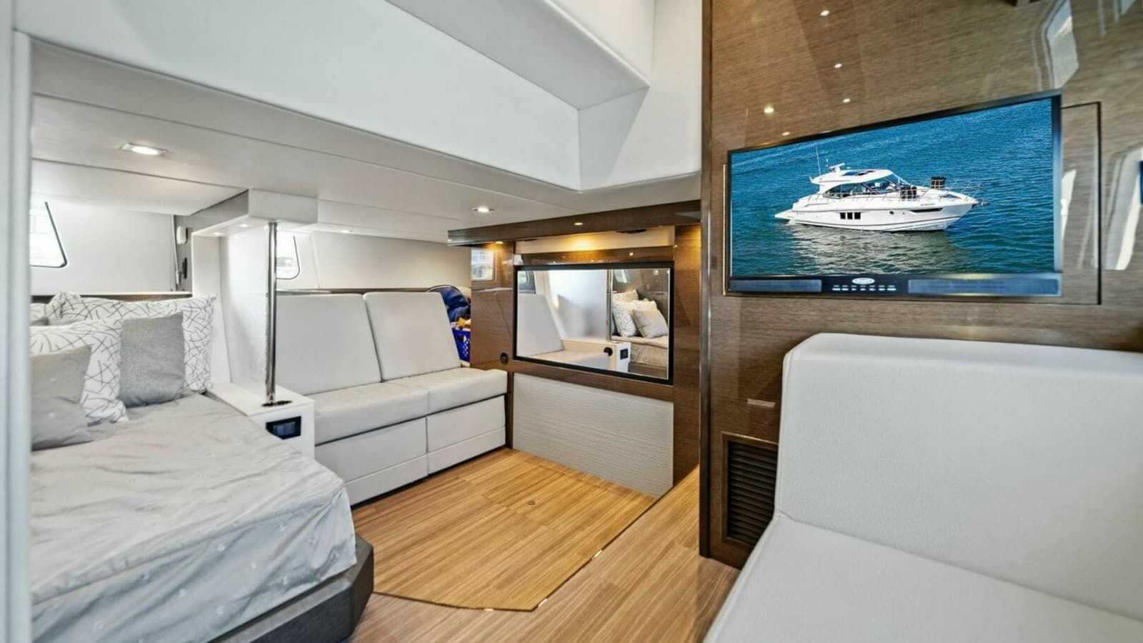 2019 Cruisers 45 Cantius 'My Everything'