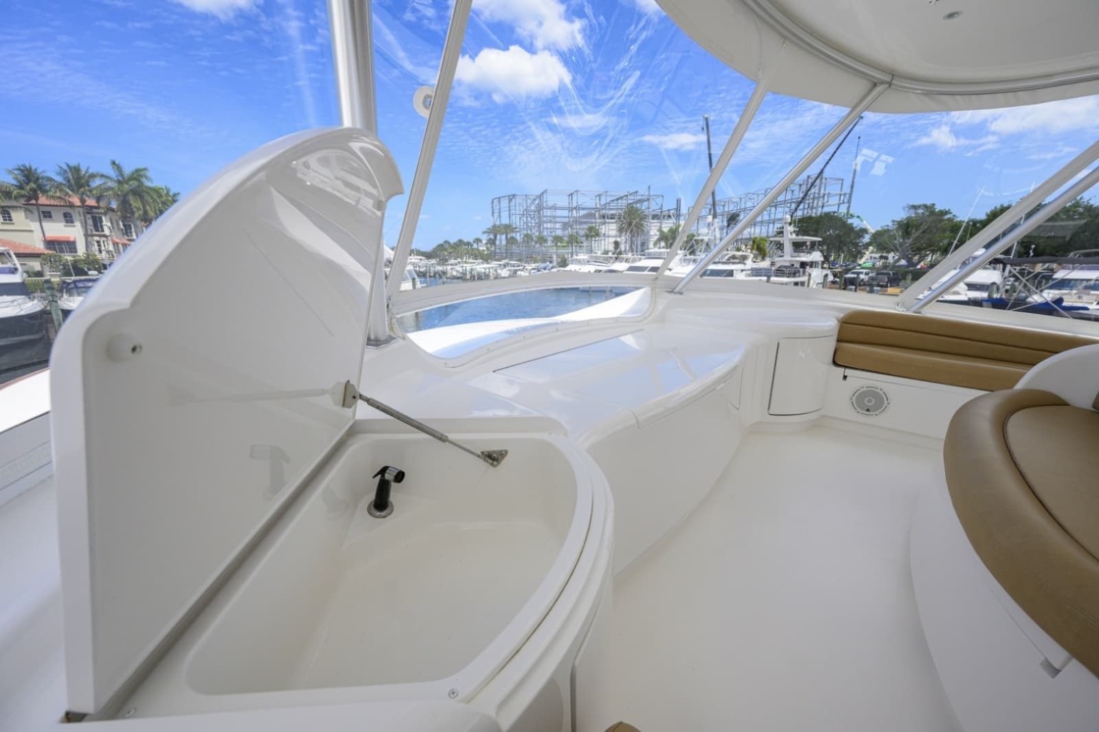 Viking 70 DESPERADO - Flybridge