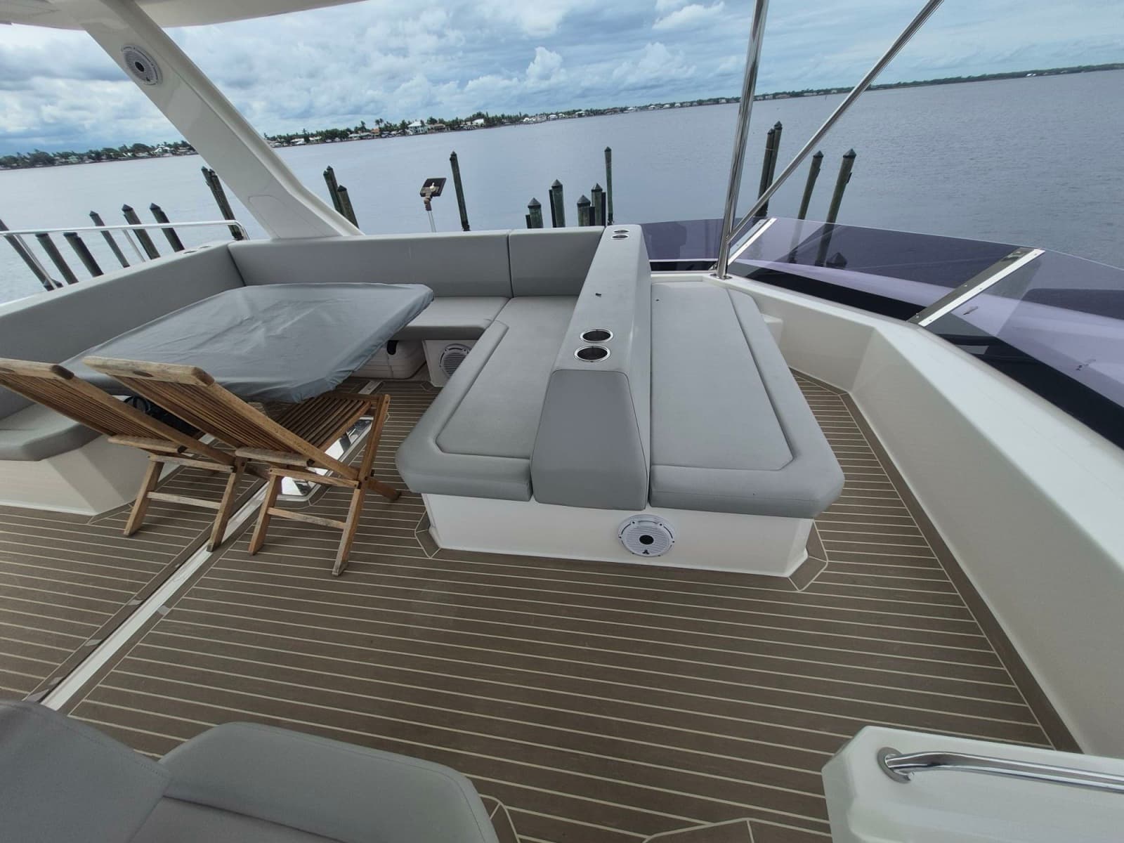 2023 Leopard 53 Powercat