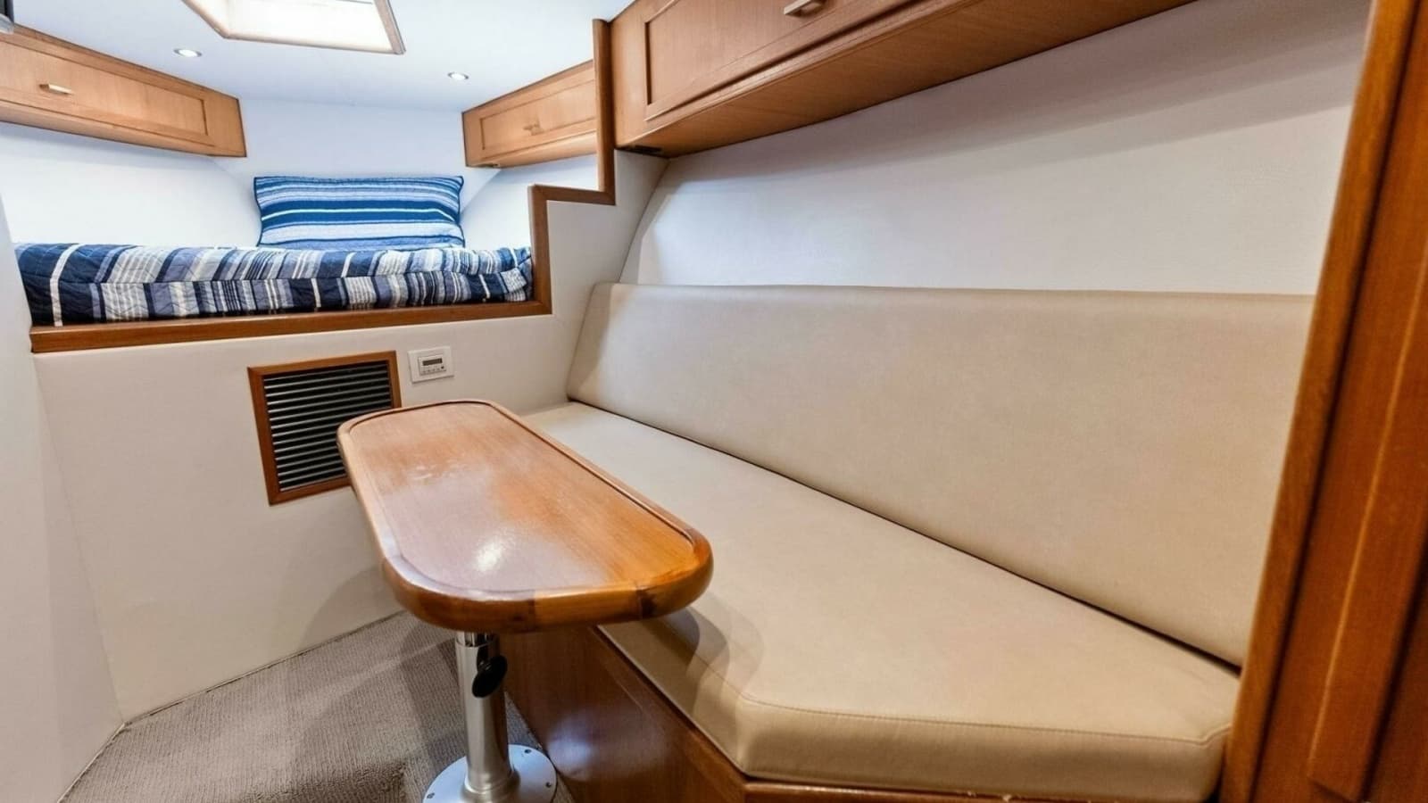 2018 Custom Carolina 35 Express
