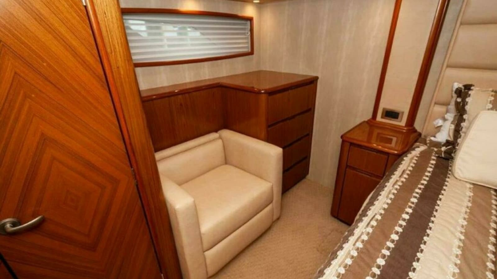 2012 76 Viking Sky Bridge Barefoot Drive Master Stateroom (4)