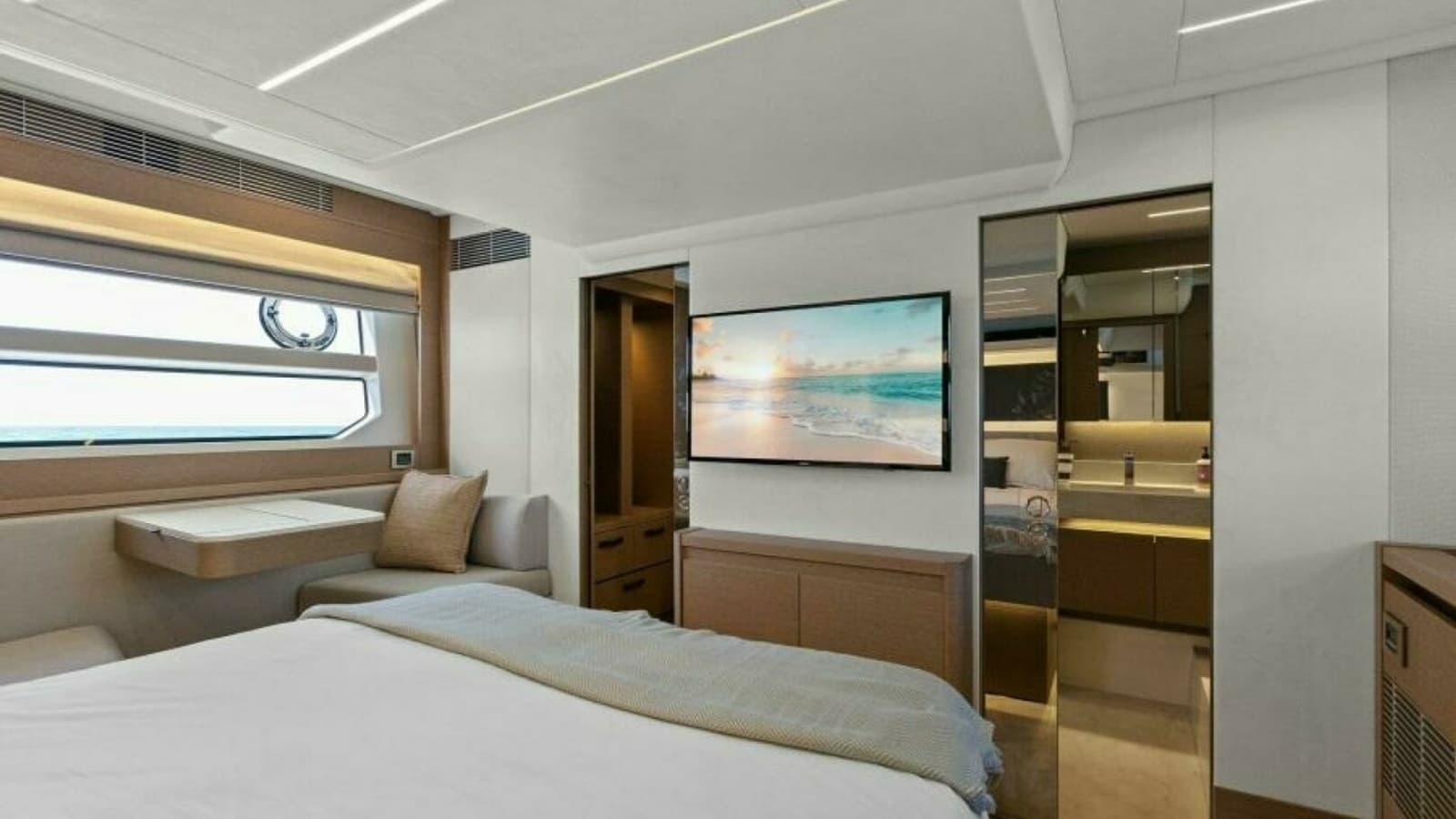 2022 59 Prestige Flybridge - How Sweet It Its - Master Stateroom