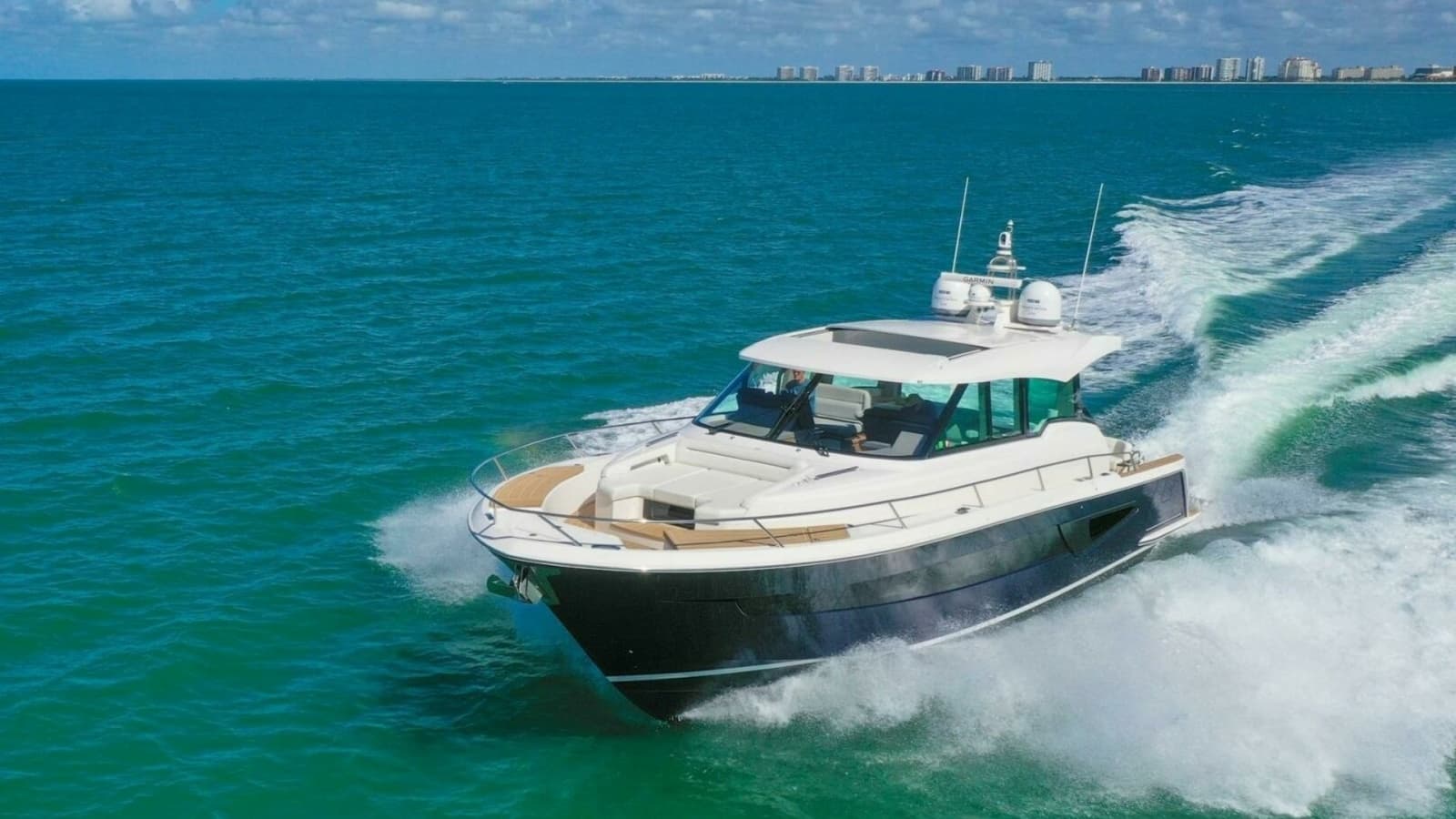 2023 Tiara Yachts EX 60