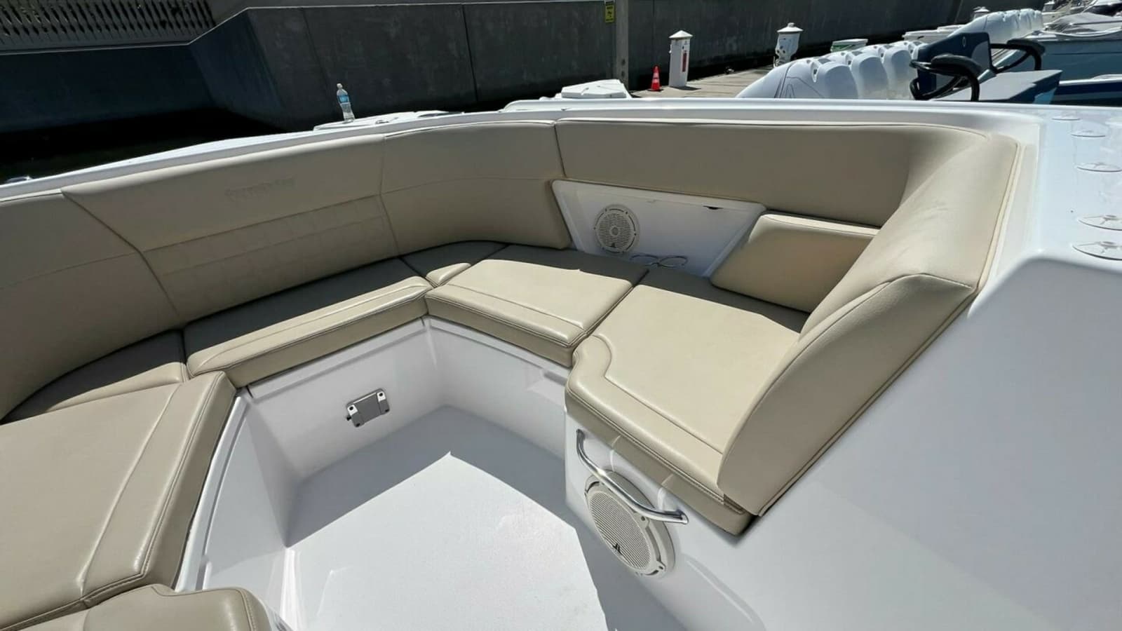2019 Everglades 340 Dual Console- Bow