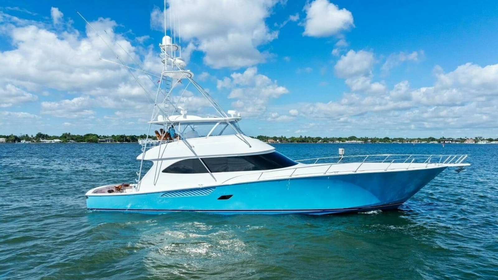 2012 Viking 82 Convertible