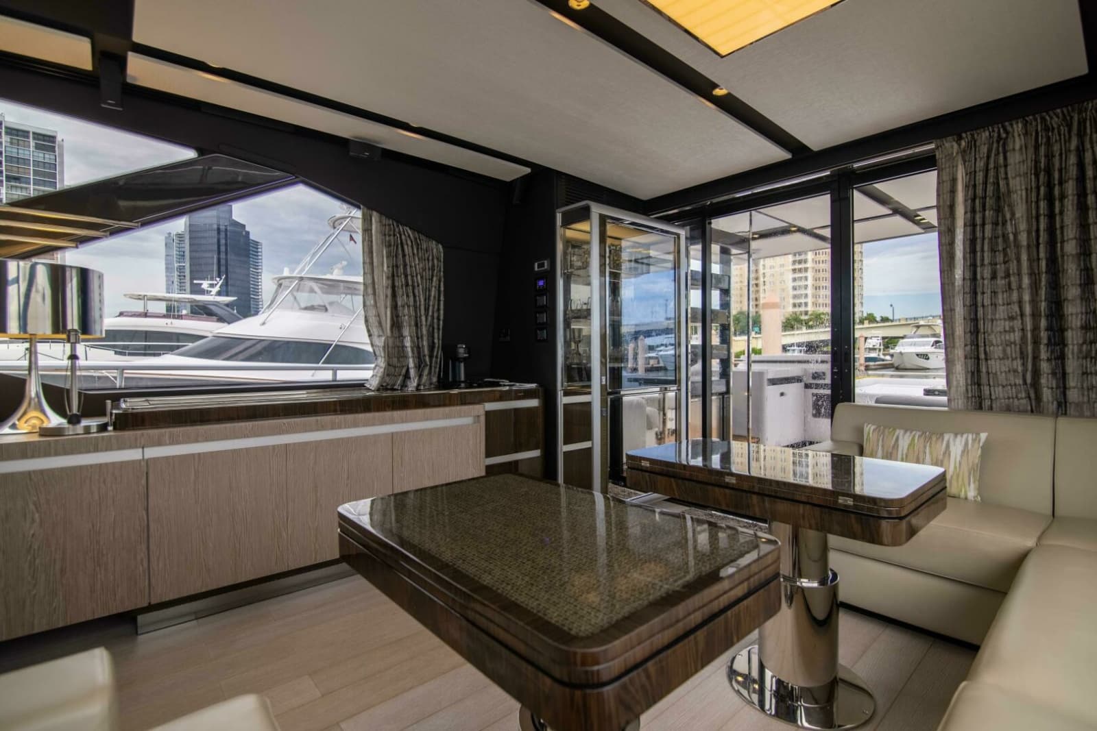 Azimut 70 Triple Play -