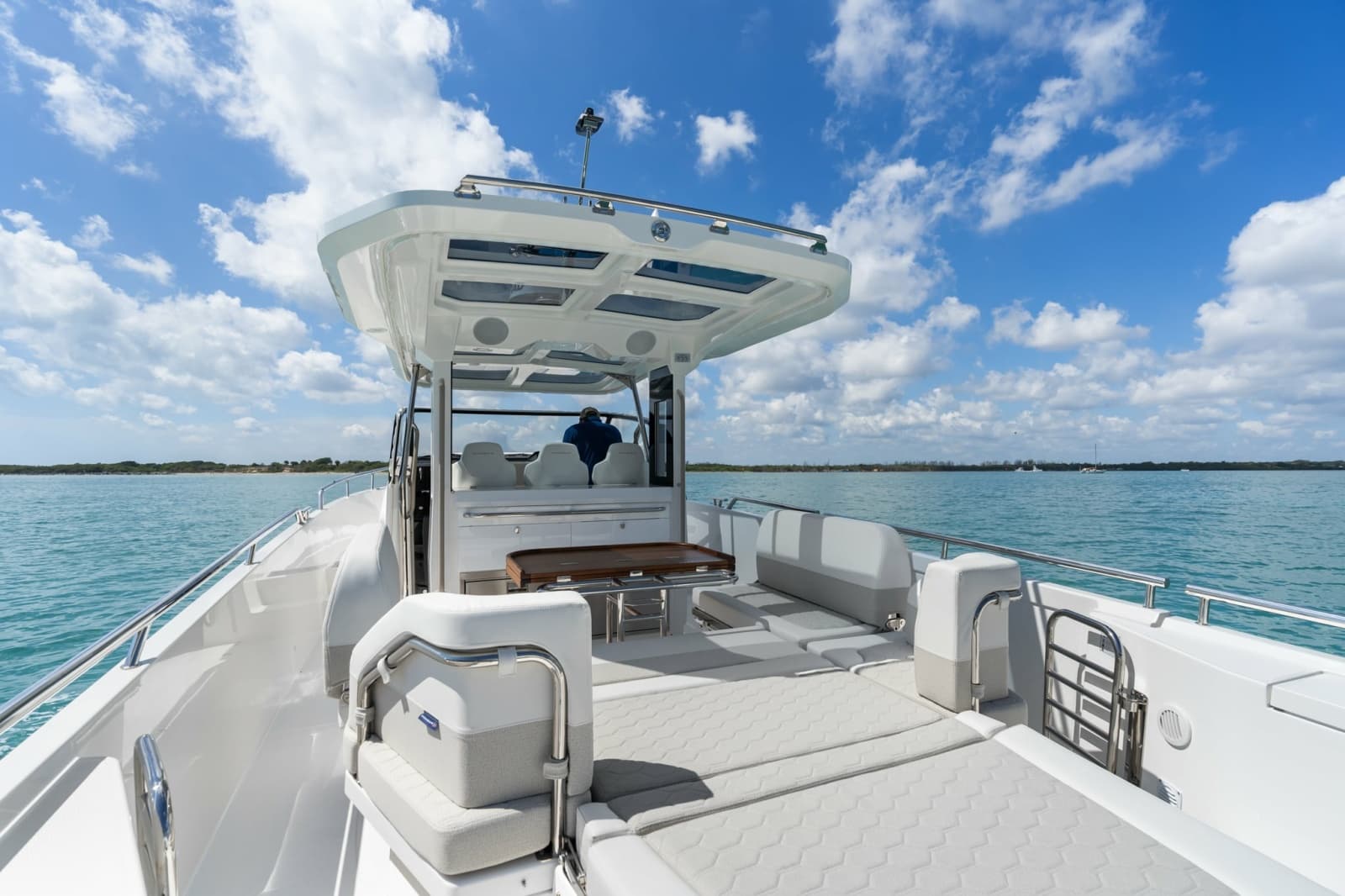 2027 Nimbus Sport Tender 42
