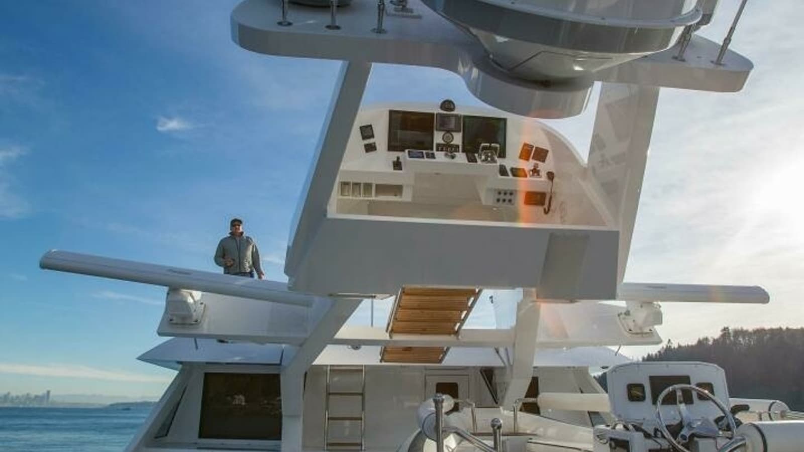 2019 Nordlund 115 Expedition Yachtfisher "Cazador" - Flybridge and Upper Helm Station